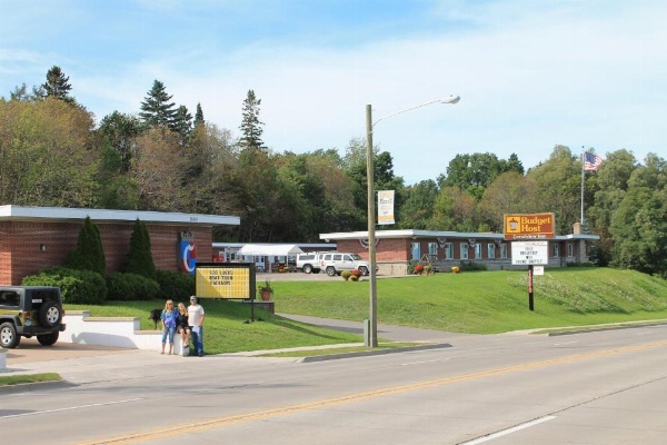 Budget Host Crestview Inn image 22