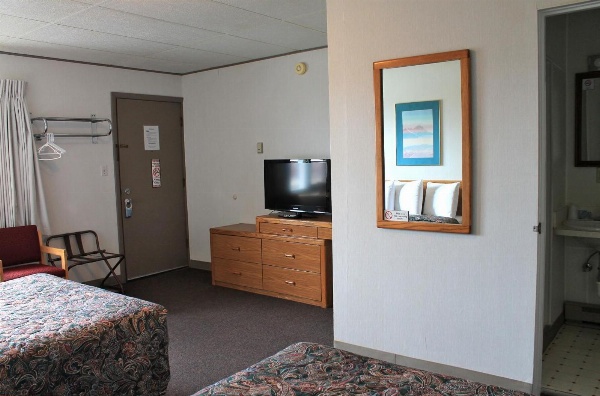 Budget Host Crestview Inn image 7